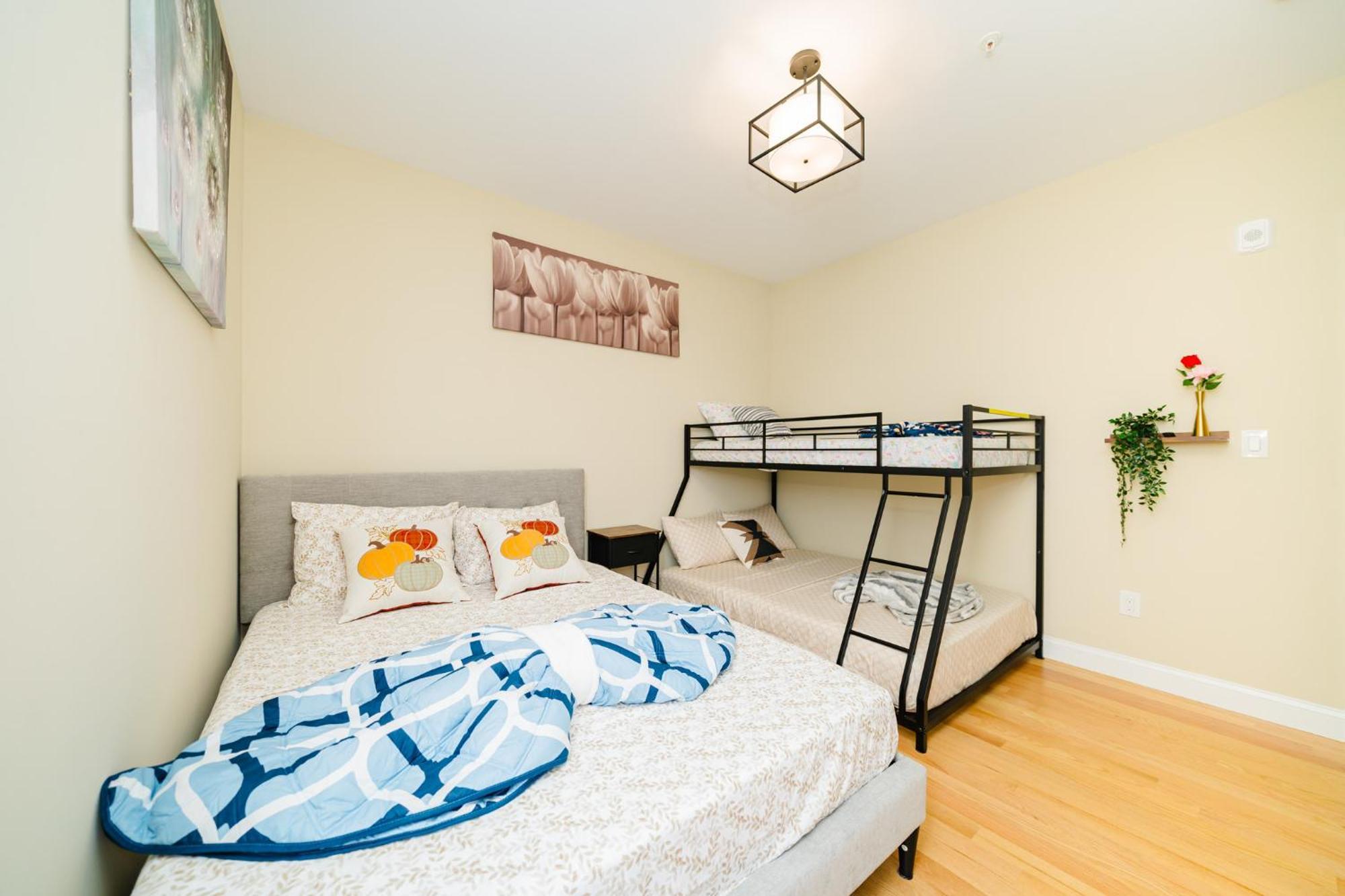 60-3 3Br Boston - Sleek Apartment Near Franklin Park * Boston